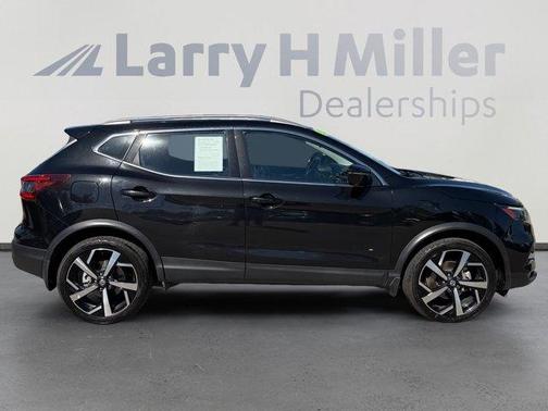 2022 Nissan Rogue Sport SL