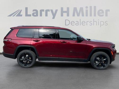 2025 Jeep Grand Cherokee L Laredo