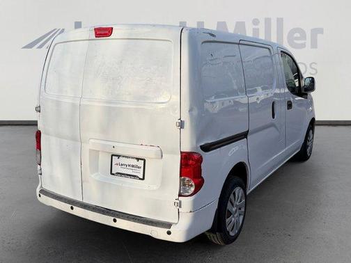 2017 Nissan NV200 SV