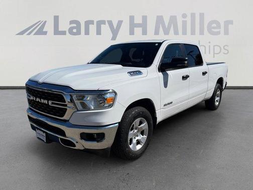 Bright White Clearcoat 2023 RAM 1500 Big Horn