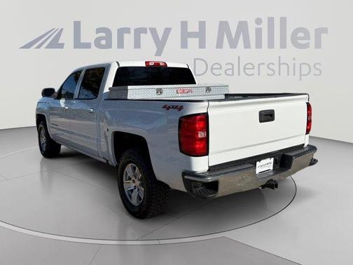 Summit White 2017 Chevrolet Silverado 1500 LT