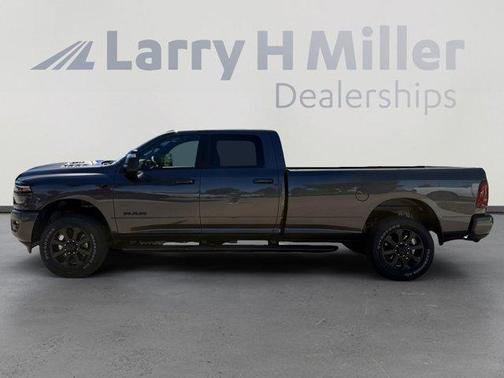 Granite Crystal Clearcoat Metallic 2026 RAM 3500 Laramie