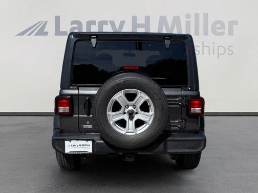 Granite Crystal Clearcoat Metallic 2019 Jeep Wrangler Sport