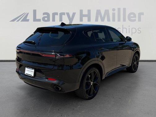 8 BALL 2024 Dodge Hornet R/T Plus