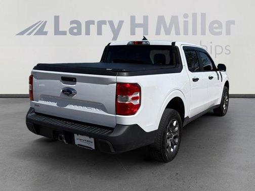 Oxford White 2023 Ford Maverick XLT