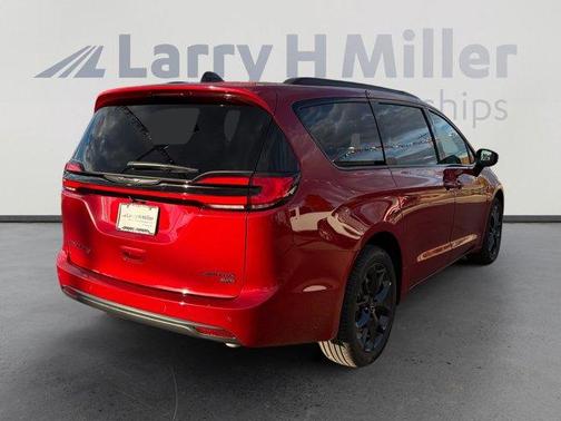 2026 Chrysler Pacifica Limited