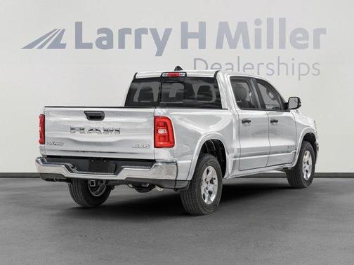 Bright White Clearcoat 2026 RAM 1500 Big Horn
