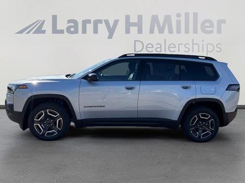 Silver Zynith Clearcoat 2026 Jeep Cherokee LAREDO/LIMITED