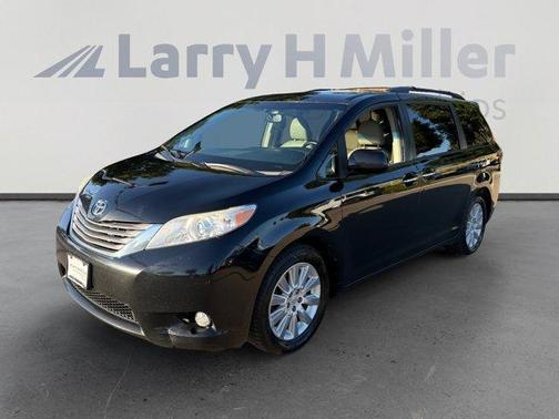 Midnight Black 2016 Toyota Sienna XLE