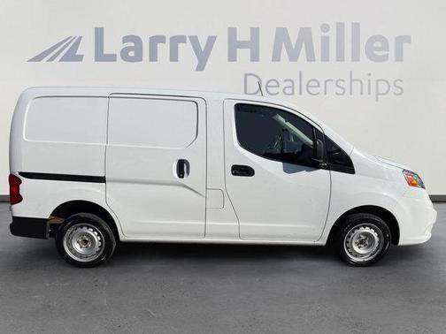 2021 Nissan NV200 S
