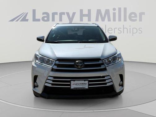 Blizzard Pearl 2018 Toyota Highlander XLE