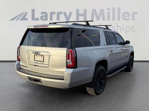 2017 GMC Yukon XL SLT