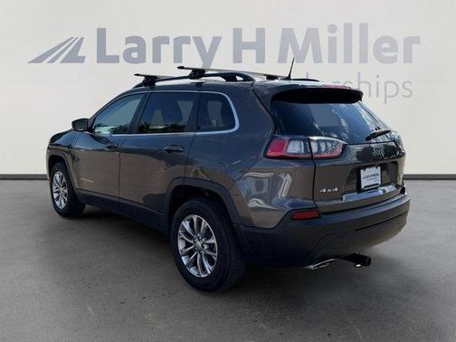 Granite Crystal Clearcoat Metallic 2022 Jeep Cherokee Latitude Lux