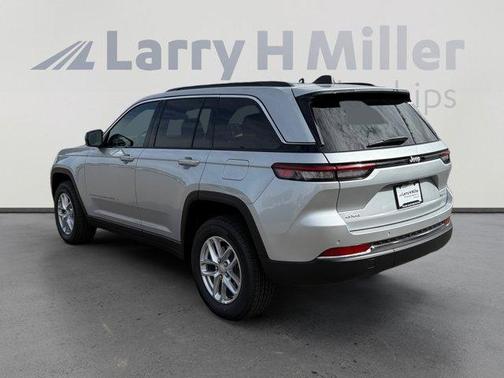 2025 Jeep Grand Cherokee Laredo X