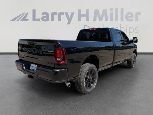 Diamond Black 2026 RAM 3500 Big Horn