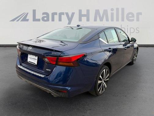 2021 Nissan Altima 2.5 SR