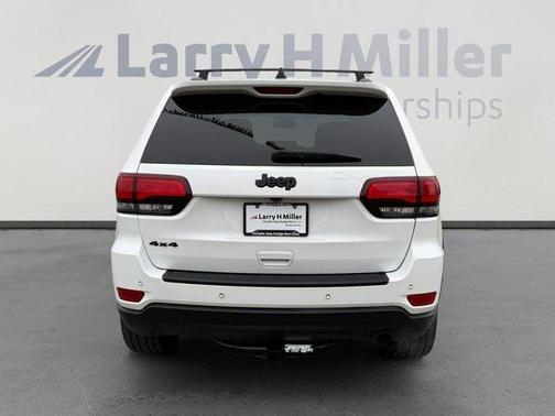 2019 Jeep Grand Cherokee Laredo