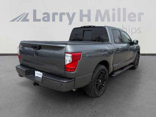 2018 Nissan Titan SV