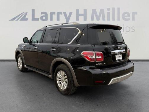 2017 Nissan Armada SV