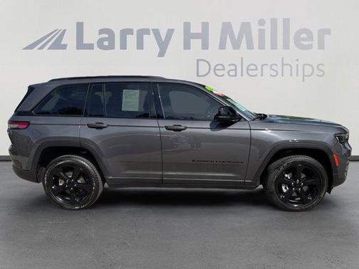 2024 Jeep Grand Cherokee Laredo