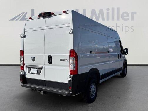 Bright White Clearcoat 2026 RAM ProMaster 2500 High Roof