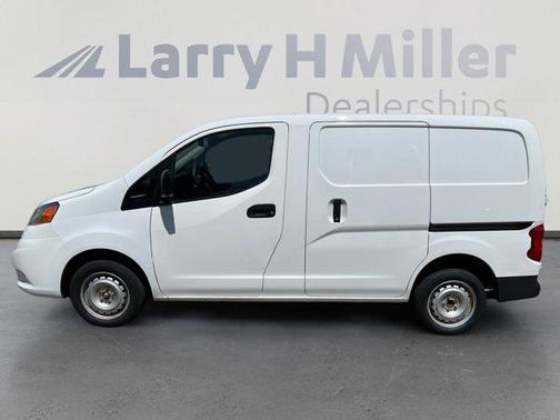 2021 Nissan NV200 S
