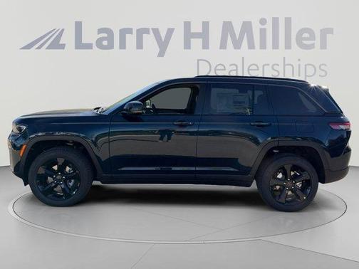 Fathom Blue Pearlcoat 2027 Jeep Grand Cherokee Limited