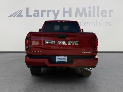 Molten Red Pearlcoat 2026 RAM 2500 Big Horn