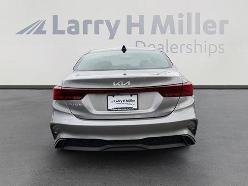 Steel Gray 2023 Kia Forte LXS