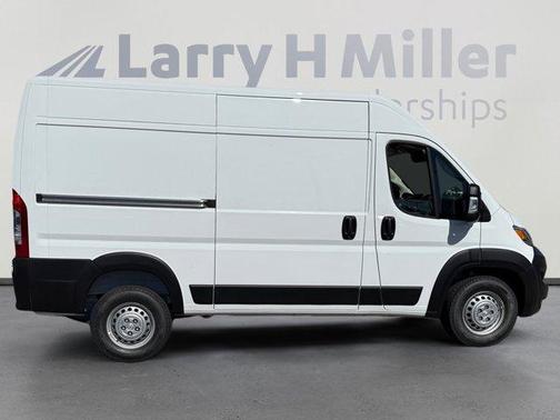 2025 RAM ProMaster 1500 Base
