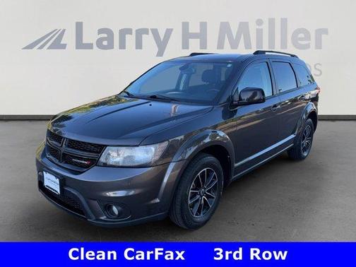 Granite Pearlcoat 2019 Dodge Journey SE