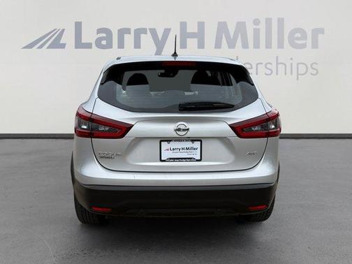 2022 Nissan Rogue Sport S