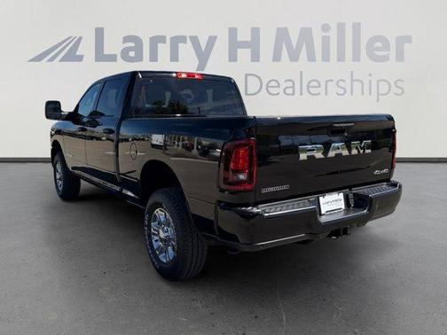 Diamond Black 2026 RAM 2500 Big Horn