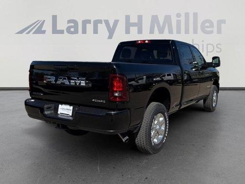 Diamond Black 2026 RAM 2500 Big Horn