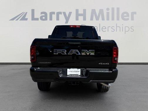 Diamond Black 2026 RAM 2500 Big Horn