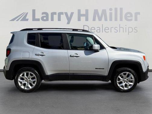 Glacier Metallic 2015 Jeep Renegade Latitude