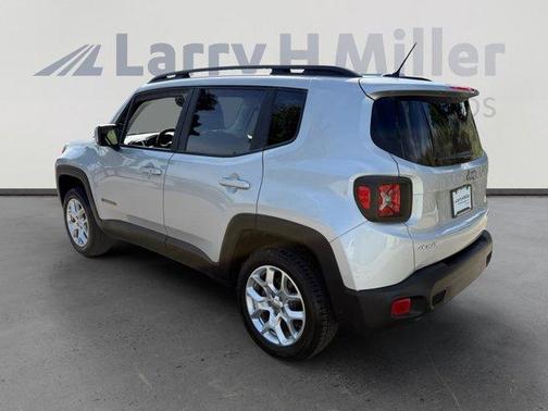 Glacier Metallic 2015 Jeep Renegade Latitude