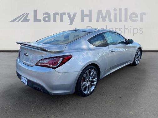 2013 Hyundai Genesis Coupe 3.8 Track