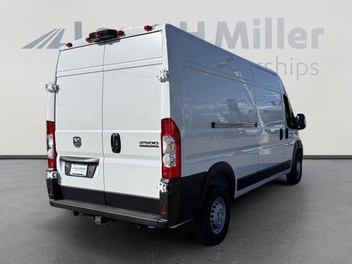 Bright White Clearcoat 2026 RAM ProMaster 2500 High Roof