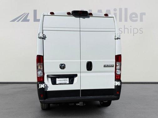 Bright White Clearcoat 2026 RAM ProMaster 2500 High Roof