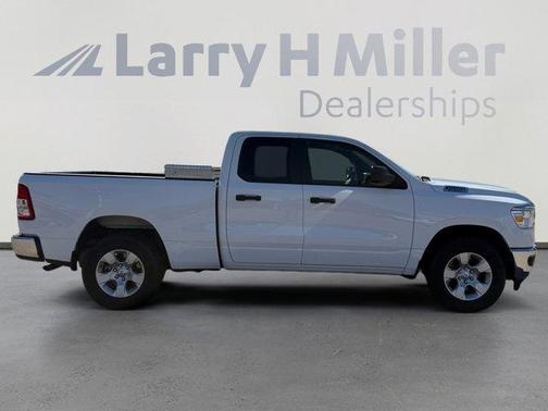 Bright White Clearcoat 2023 RAM 1500 Big Horn