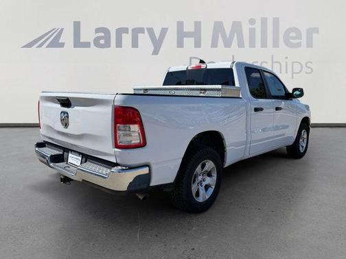 Bright White Clearcoat 2023 RAM 1500 Big Horn