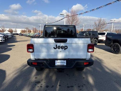 2023 Jeep Gladiator Sport