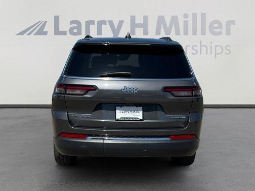 2021 Jeep Grand Cherokee L Laredo