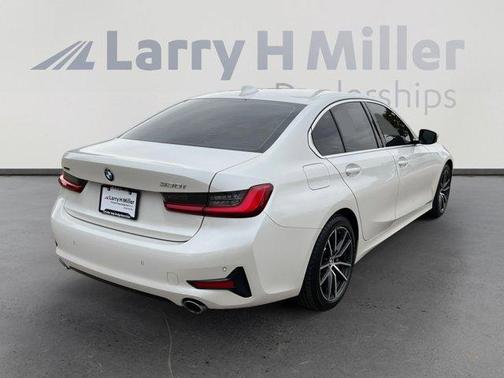 2021 BMW 330 i xDrive