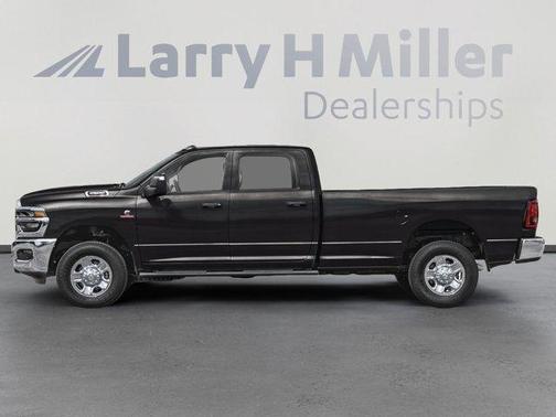 Diamond Black 2026 RAM 3500 Tradesman