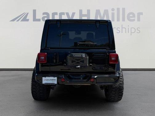 Black Clearcoat 2021 Jeep Wrangler Unlimited Sahara