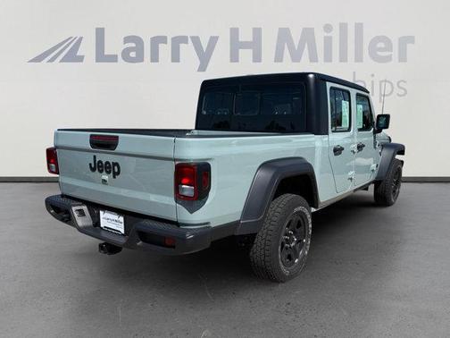 2023 Jeep Gladiator Sport