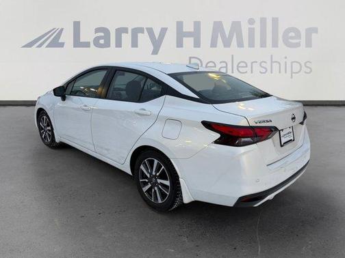 2021 Nissan Versa 1.6 SV