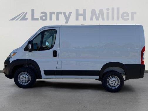 Bright White Clearcoat 2026 RAM ProMaster 1500 Low Roof